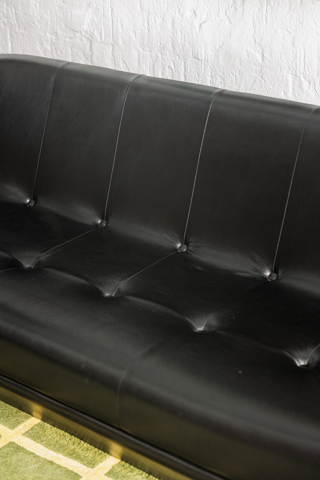 “MONOLITH” Sofa